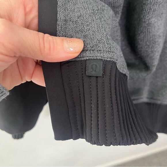 Lululemon Both Ways Bomber 8 - Picture 4 of 8